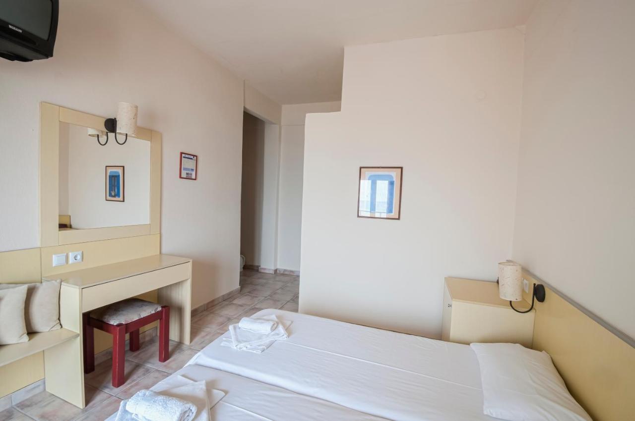 Hotel Ralitsa リメナリア エクステリア 写真