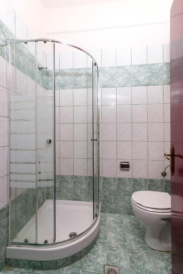 Hotel Ralitsa リメナリア エクステリア 写真