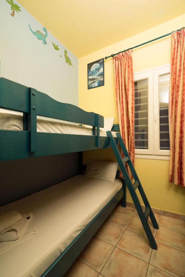 Hotel Ralitsa リメナリア エクステリア 写真
